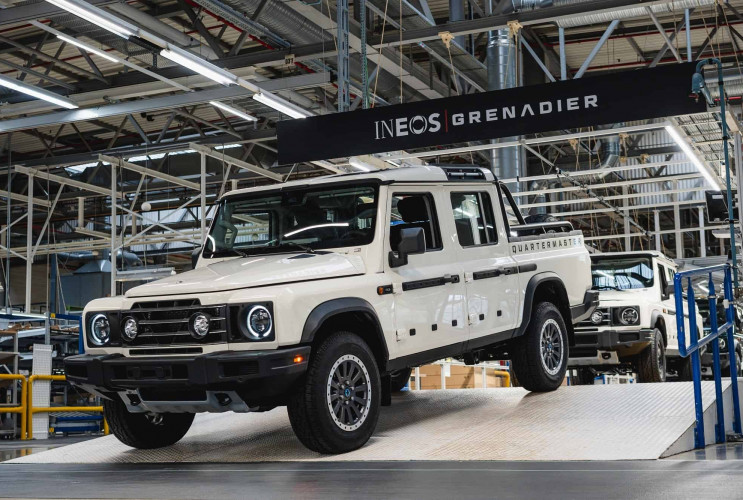 Ineos Grenadier Quartermaster Truck запускается в производство с двигателями BMW BMW 8 серия G15