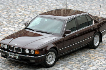 Как заказать уникальную курсовую работу по автомобильной промышленности BMW 7 серия E32