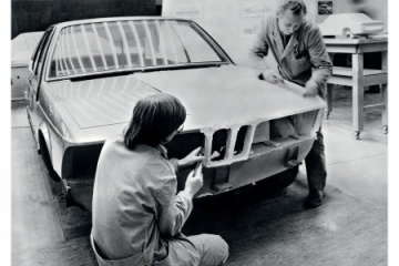 Как заказать уникальную курсовую работу по автомобильной промышленности BMW 7 серия E23