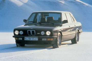 BMW M5 — 30 лет BMW 5 серия E28