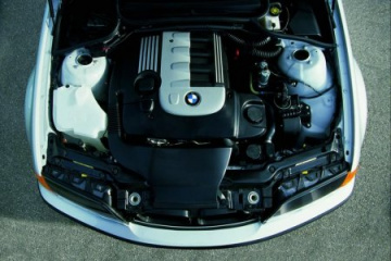 Тест-драйв BMW 325 и Mercedes Benz C200-Kompressor BMW 3 серия E90-E93