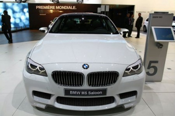 Тест-драйв в Германии: новая версия BMW М5 (F10) BMW 5 серия F10-F11