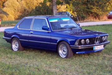 2 дв. седан 320 122 / 6000 5МКПП с 1977 по 1983 BMW 3 серия E21