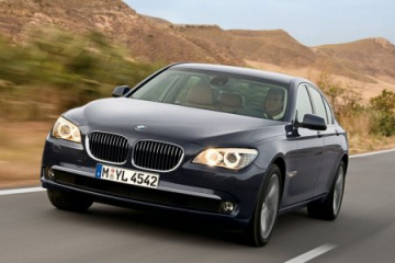 Отзыв BMW 7-Series из-за внезапно открывающихся дверей BMW 7 серия F01-F02