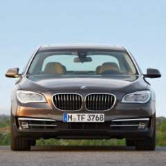 Обновленная 7-я серия BMW