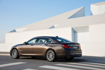 Как заказать уникальную курсовую работу по автомобильной промышленности BMW 7 серия F01-F02