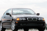 Как сделать чтобы при включении задних туманок тухла дальняя лампа? BMW 3 серия E46