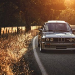 BMW 3 серия E30