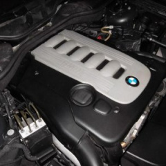 Замена воздушного фильтра на BMW 7 Series (Е65 3.0D)