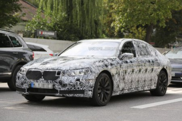 Двигатель BMW X7 испытывается на прототипе новой "семерки" BMW 7 серия F01-F02