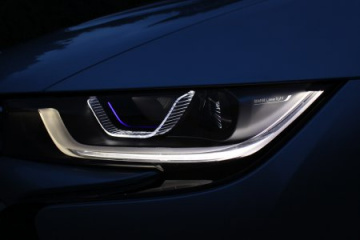 Лазерная оптика BMW i8 еще не одобрена в США BMW BMW i Все BMW i