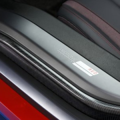 В Женеве покажут BMW i8 Protonic Red Edition