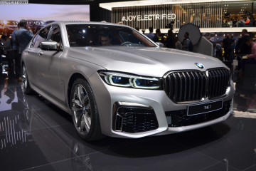 Эксклюзивный BMW M760Li 2019 – G12, фейслифтинг и V12 BMW 7 серия G11-G12