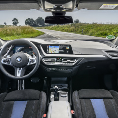 BMW представила BMW M135i xDrive с пакетом M Performance