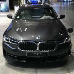 Первые живые фотографии нового BMW 5 серии Facelift с BMW Welt в Мюнхене