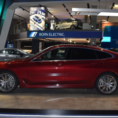 Обновленный Gran Turismo BMW 640d GT G32 LCI в цвете Piedmont Red Metallic