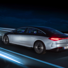 Официально представлен электрический соперник BMW i7- Mercedes EQS