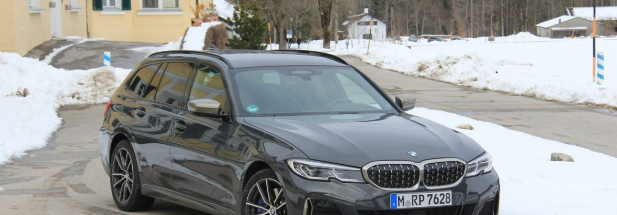 Видео: BMW M340i Touring против Mercedes-AMG C43 2023