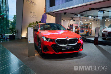 BMW i5 M60 и i5 eDrive40 представлены на выставке BMW Welt BMW BMW i Все BMW i