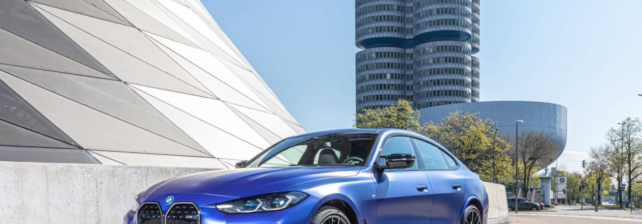 Каждый четвертый автомобиль BMW, проданный в Великобритании в 2023 году, был электрическим
