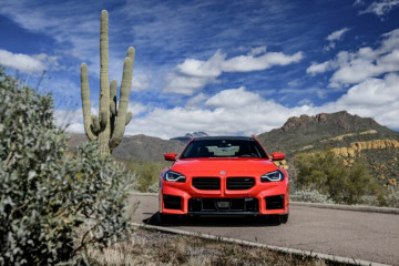 Видео: сравнение G87 BMW M2 и Porsche 718 Cayman GTS 4.0 BMW M серия Все BMW M