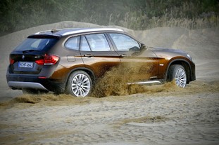 Защита пешеходов: BMW X1 первый, опередив Audi Q5 :: BMW X1 серия E84