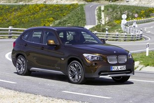 BMW везет в Россию новые X1 :: BMW X1 серия E84