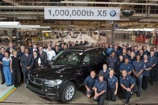 BMW выпустила миллионный X5 :: BMW X5 серия E70