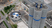 Новая жизнь у водителей началась с 1го января. BMW Мир BMW BMW AG