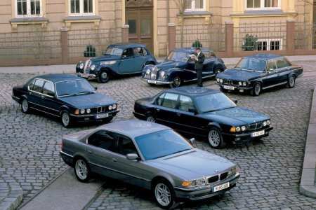 BMW 7 серия E38