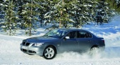 при заводе двигателя включается вентилятор.E60 520d BMW 5 серия E60-E61