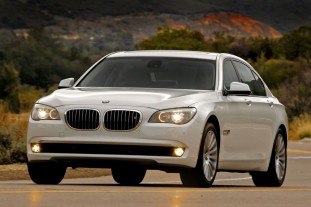 Жизнь удалась. Тест. Rolls Royce Ghost против BMW 760li :: BMW 7 серия F01-F02