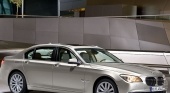 Моргает лампочка индикатора зарядки на BMW BMW 7 серия F01-F02