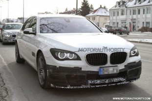 BMW Alphina B7 оказалась под прицелами камер :: BMW 7 серия F01-F02