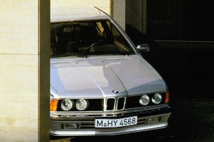 Царапина на бампере :: BMW 6 серия E24