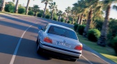 BMW 7 серия E38