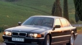 из печки холодный воздух BMW 7 серия E38