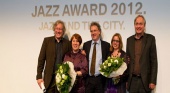 Кто стал обладателем премии BMW Welt в области джаза 2012 г.? BMW Мир BMW BMW AG