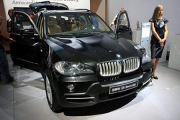 BMW представила в Москве бронированный X5 и новый дизель BMW X5 серия E70