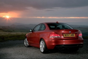 3 дв. хэтчбек 120d  177 / 4000 6МКПП с 2007 BMW 1 серия E81/E88