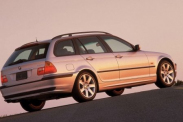 Загорается акб и давление масла bmw e46 2001 BMW 3 серия E46