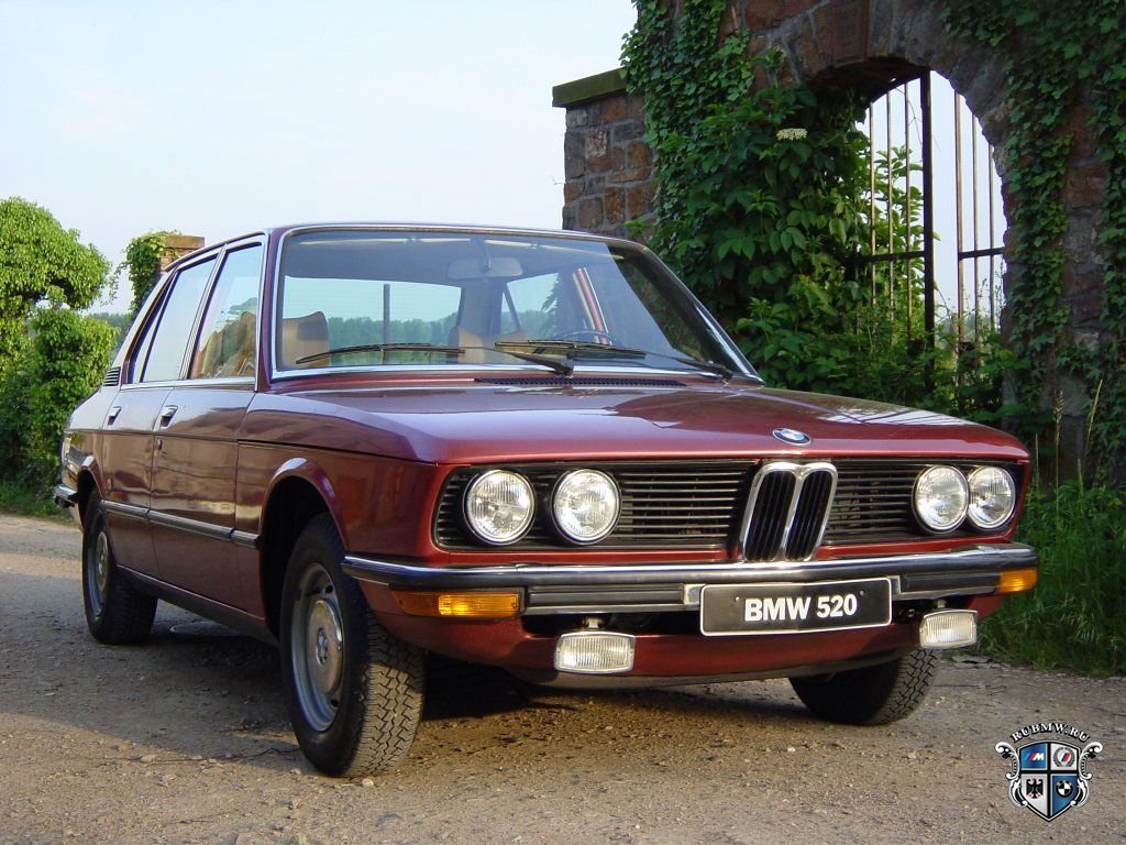 BMW 5 серия E12
