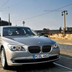 Медиатектура. BMW седьмой серии F01-02