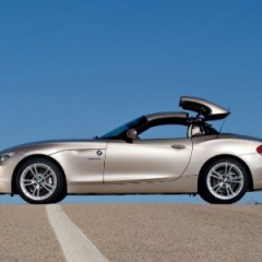 Официально представили BMW Z4 Roadster