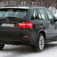 Появились изображения обновленного культового BMW X5 M