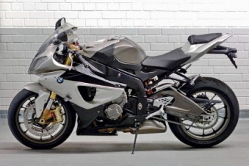 С конвейера завода BMW Motorrad в Берлине сходит первый BMW S 1000 RR BMW Мир BMW BMW AG