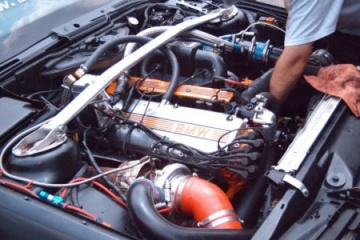 Двигатель M30 объемом 2.5, 2.8, 3.0, 3.2, 3.5 литра BMW 3 серия E30