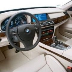 BMW 760i и BMW 760Li в России