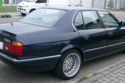 Не едет бмв е32 750 после езды без приборки BMW 7 серия E32