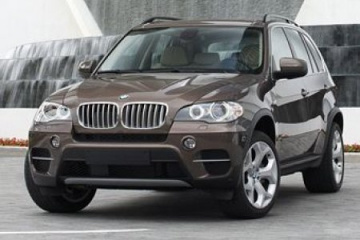 BMW X5 получил восьмиступенчатый автомат и 407-сильный мотор BMW X5 серия E70